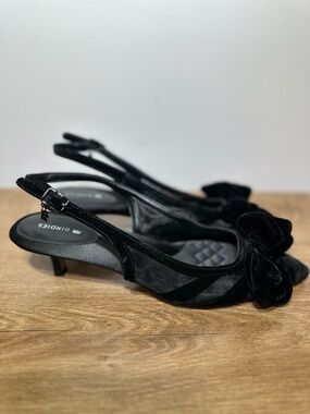 Birdies Black velvet Pointed Slingback Heels women’s size 7 #chic #cbk #classic